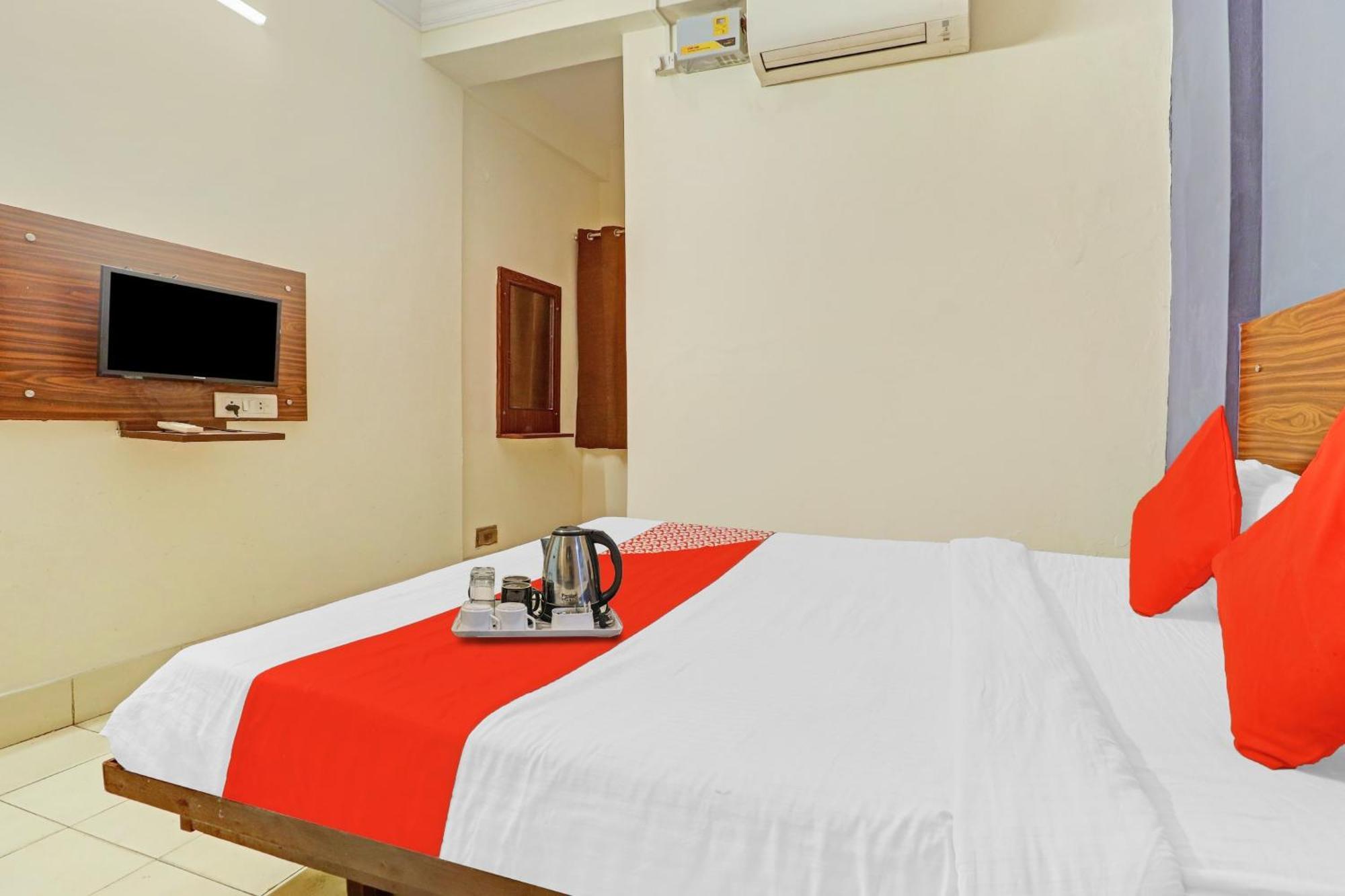 Collection O Paradise Circle Hyderabad Exterior photo