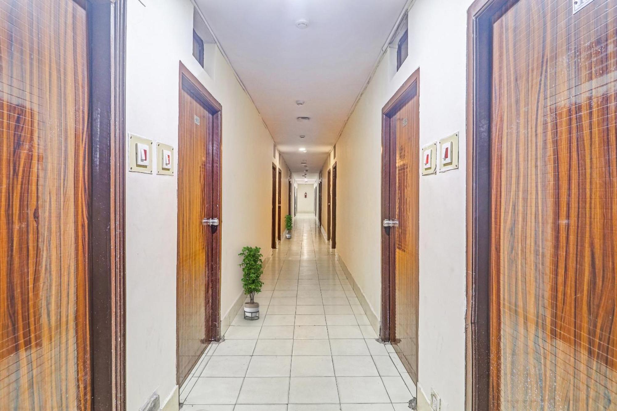 Collection O Paradise Circle Hyderabad Exterior photo